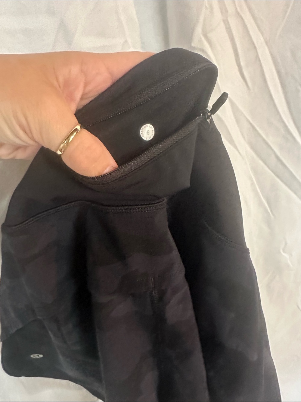lululemon athletica Women's Black Camo Run Shorts - Picture 4 of 4